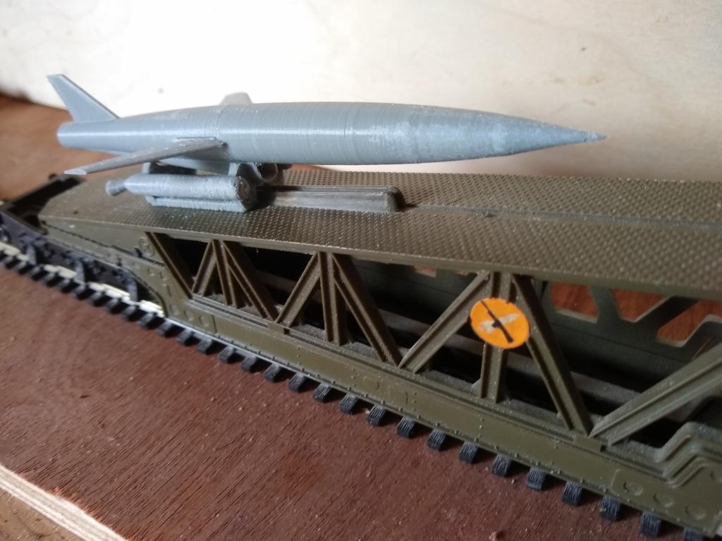 {short description of image}